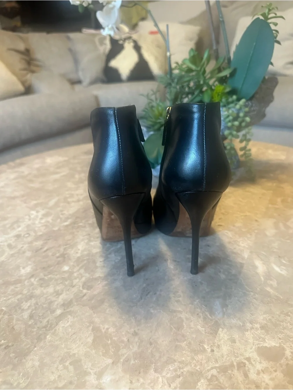 Gucci chic black
